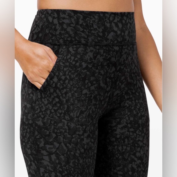 lululemon athletica Black Track Pants - Picture 4 of 13